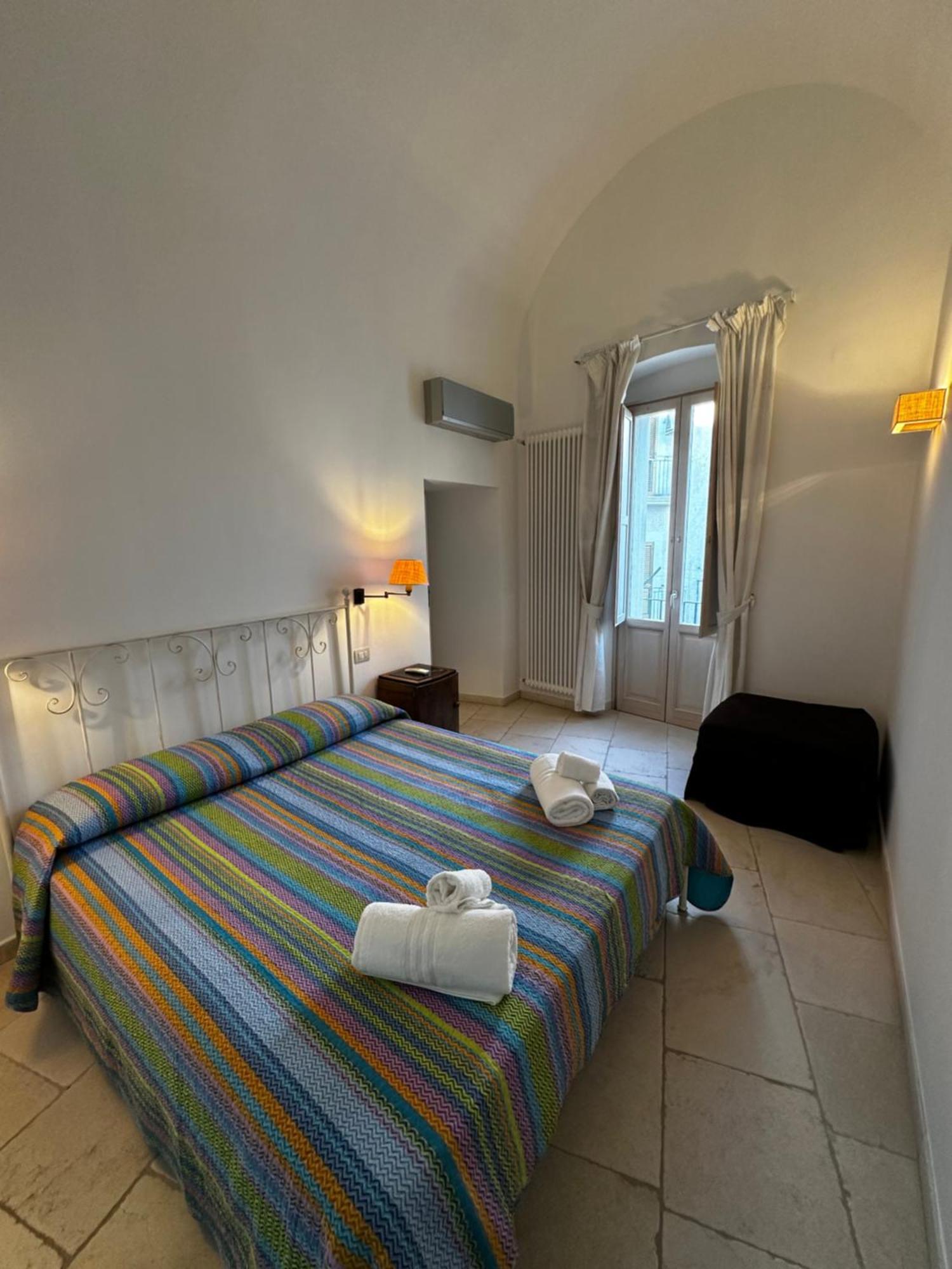 Casa Vacanze San Salvatore Centro Storico 莫诺波利 外观 照片