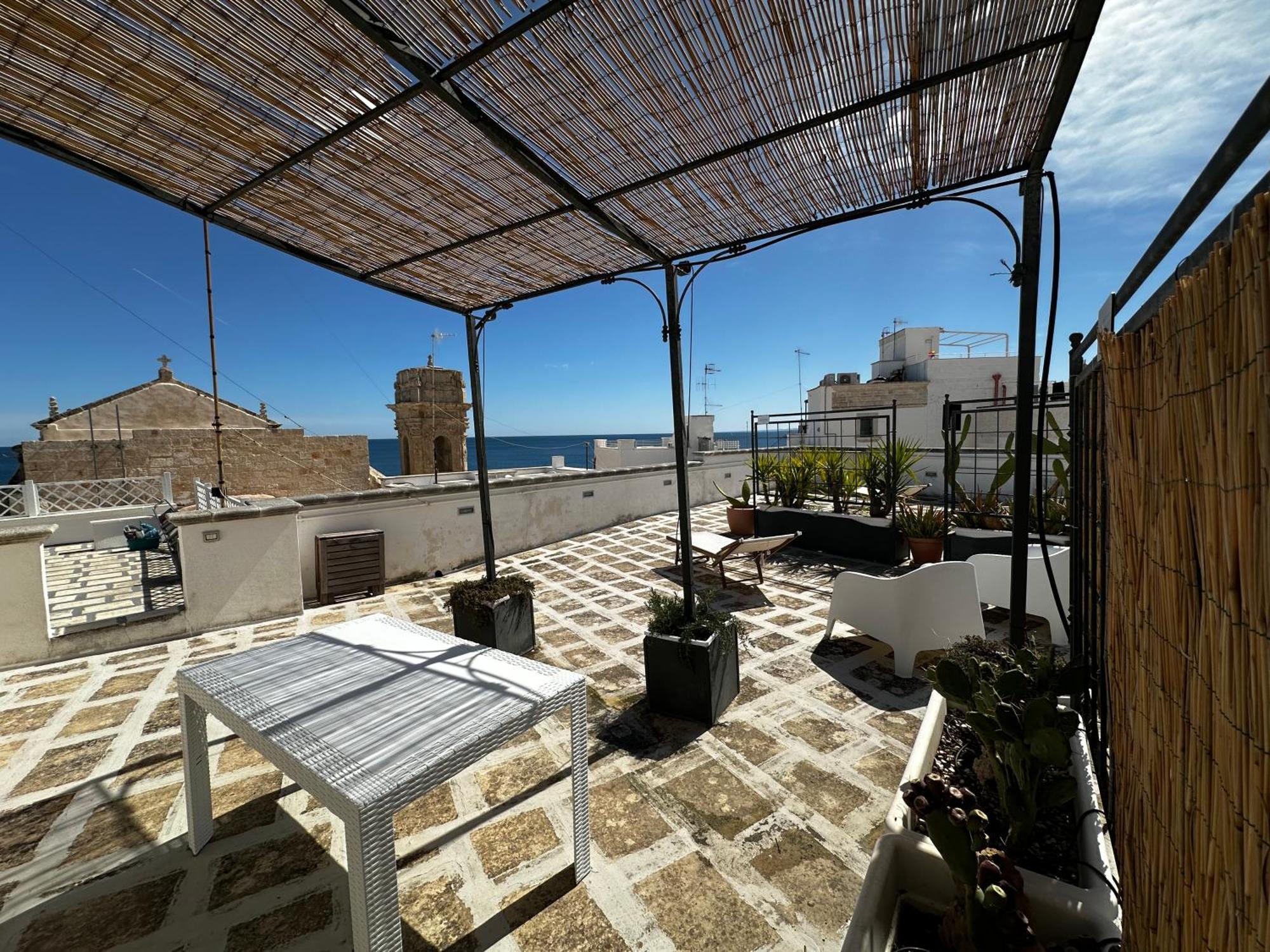 Casa Vacanze San Salvatore Centro Storico 莫诺波利 外观 照片